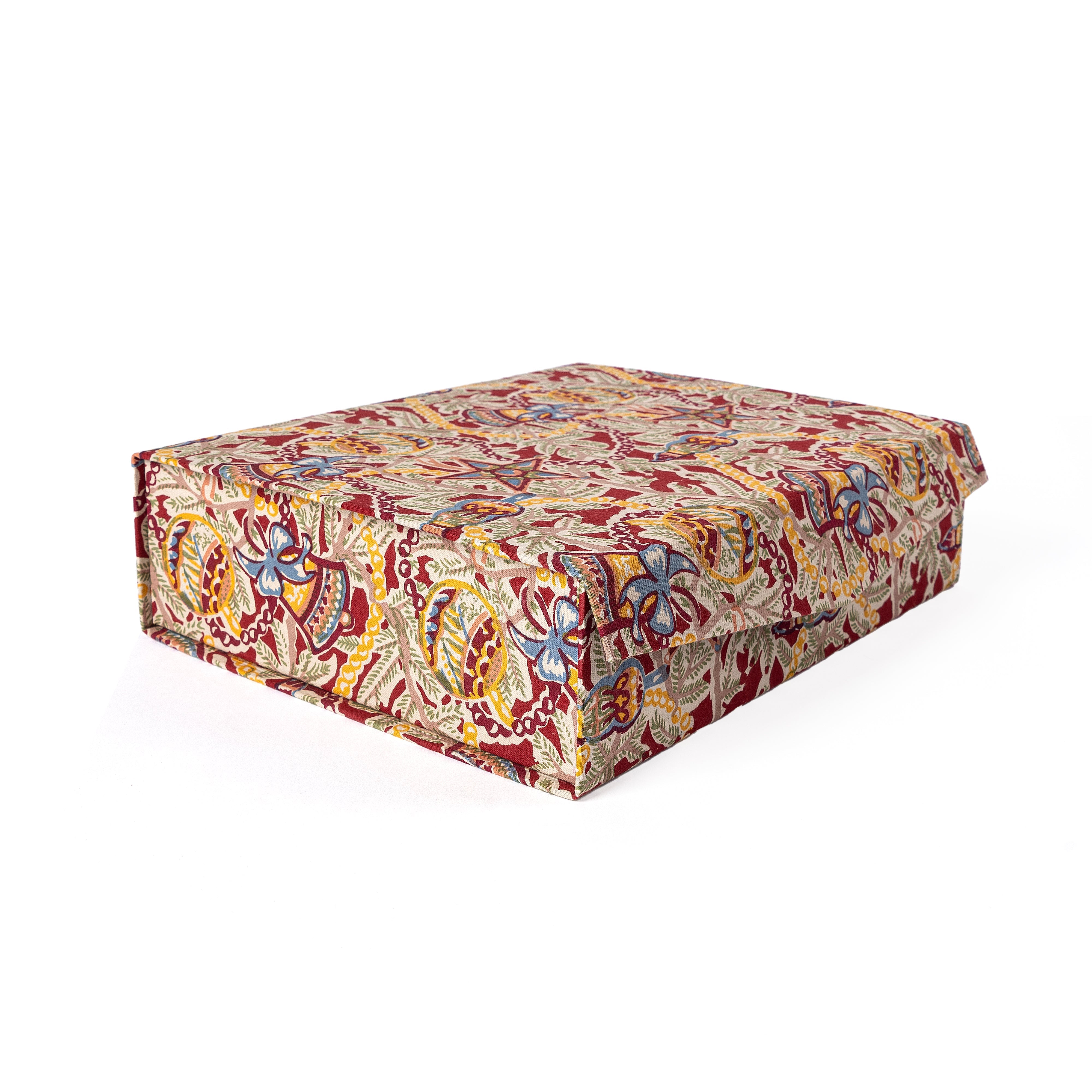 couleur-nature-noel-bo-te-tr-sor-tissu-rouge-vert image 4