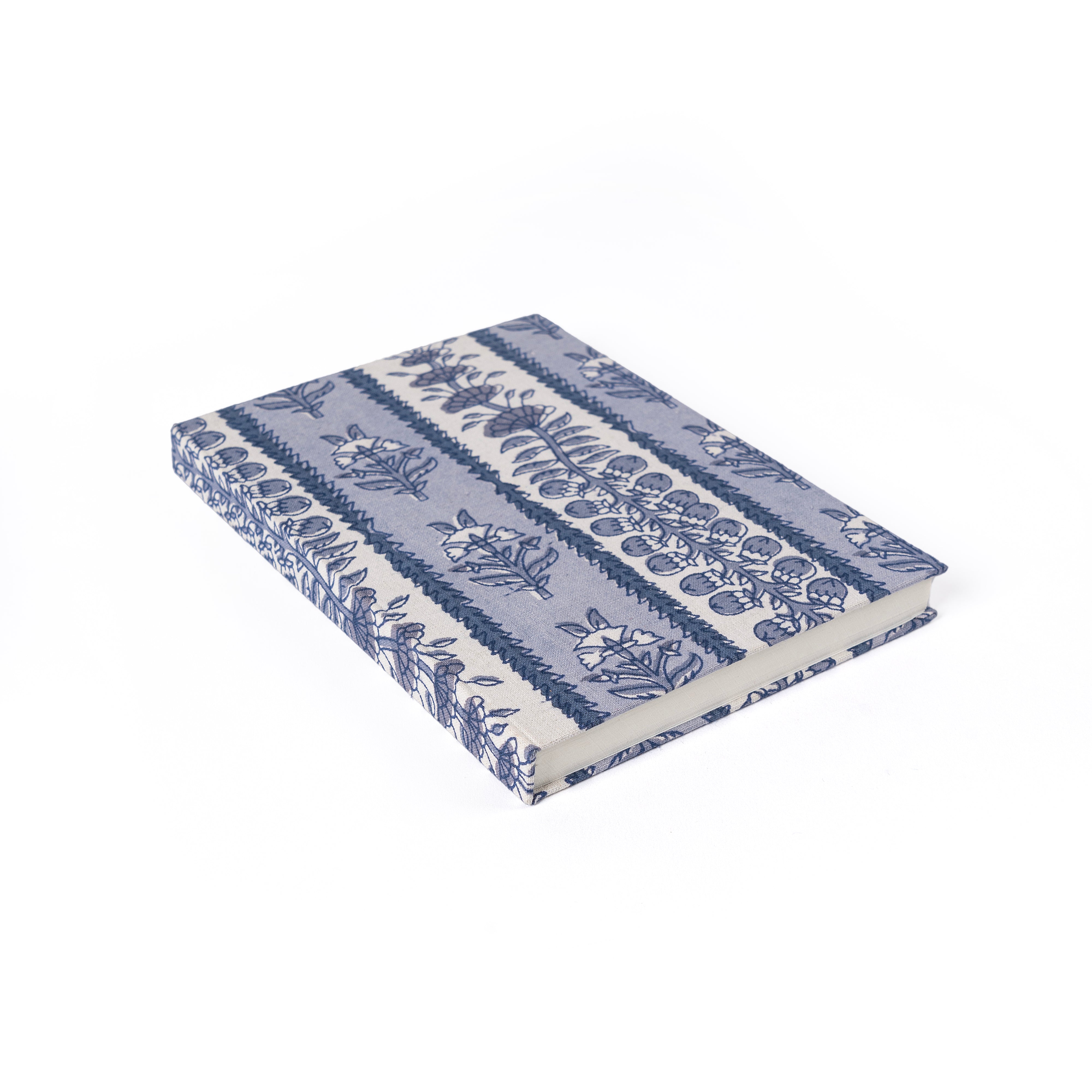 couleur-nature-avignon-carnet-tissu-bleu-marine-5x7 image 1