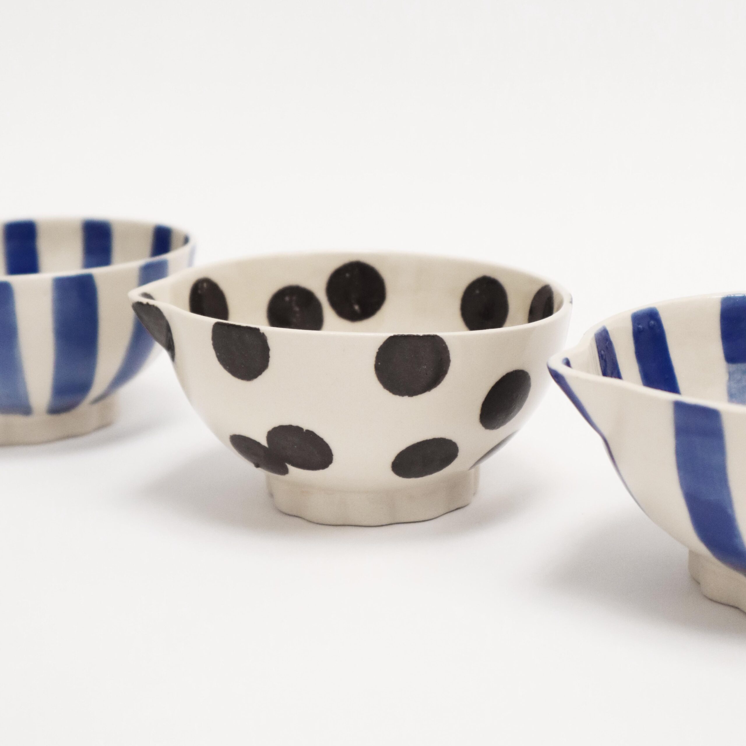 camille-esn-e-bol-verseur-bol-gr-s-blanc-artisanal image 3