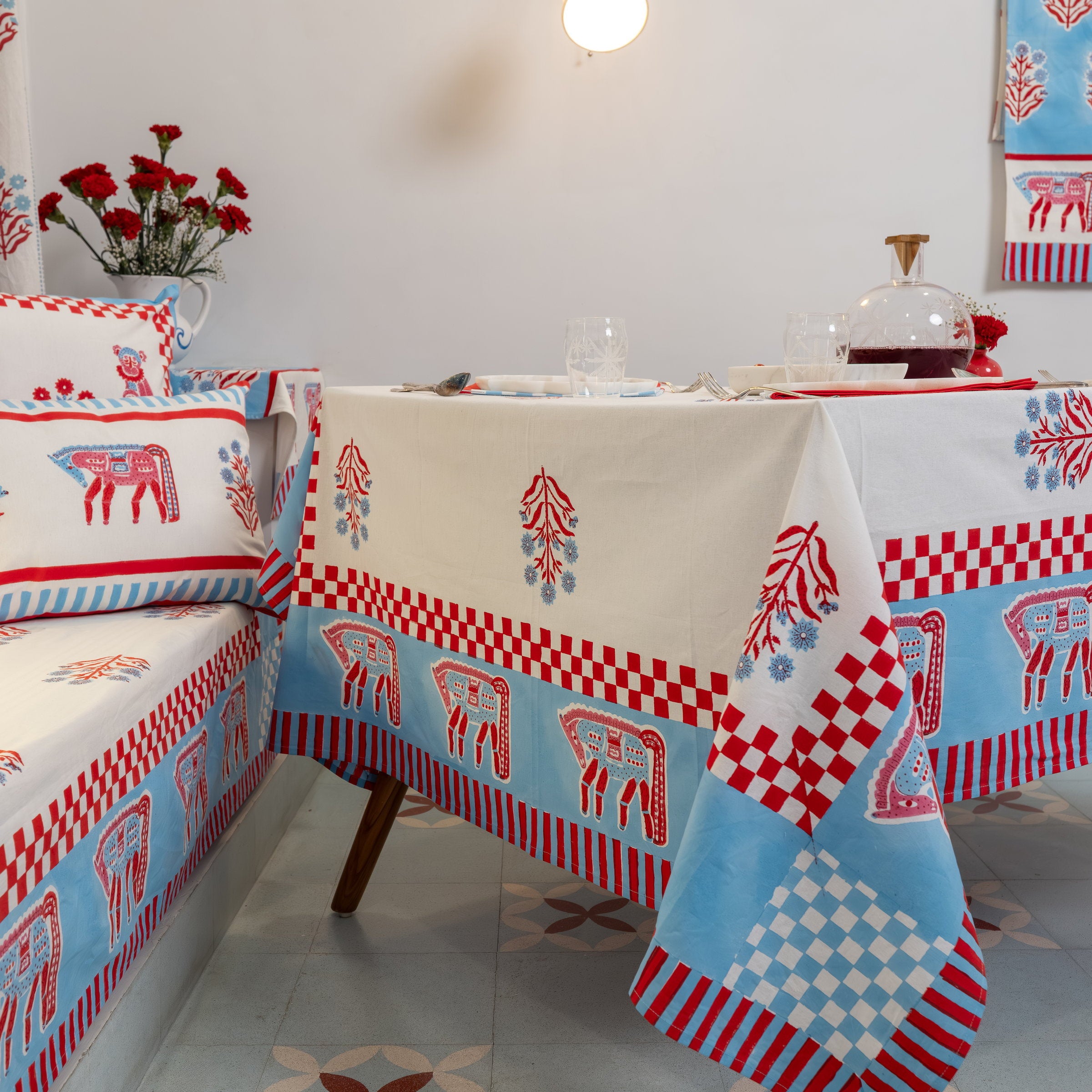 couleur-nature-cheval-nomade-nappe-rose-bleu-coton image 2