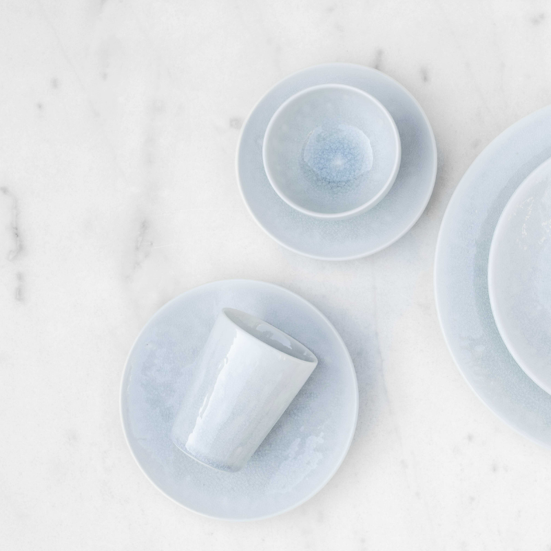 jars-pure-assiette-tapas-opale-en-c-ramique-bleue image 2