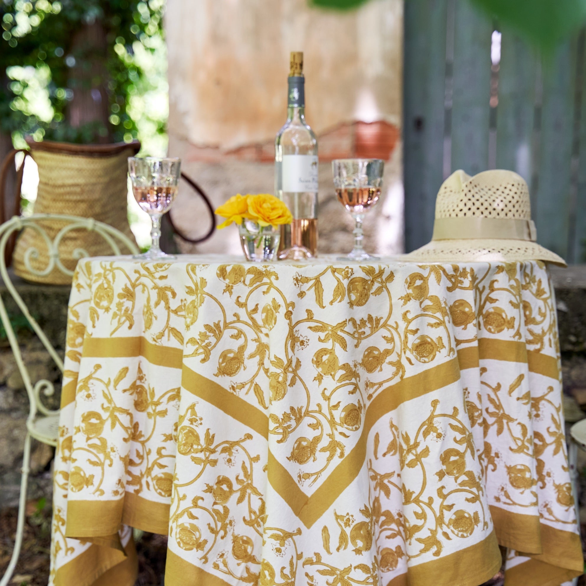 couleur-nature-granada-nappe-tissu-coton-moutarde-florale image 2