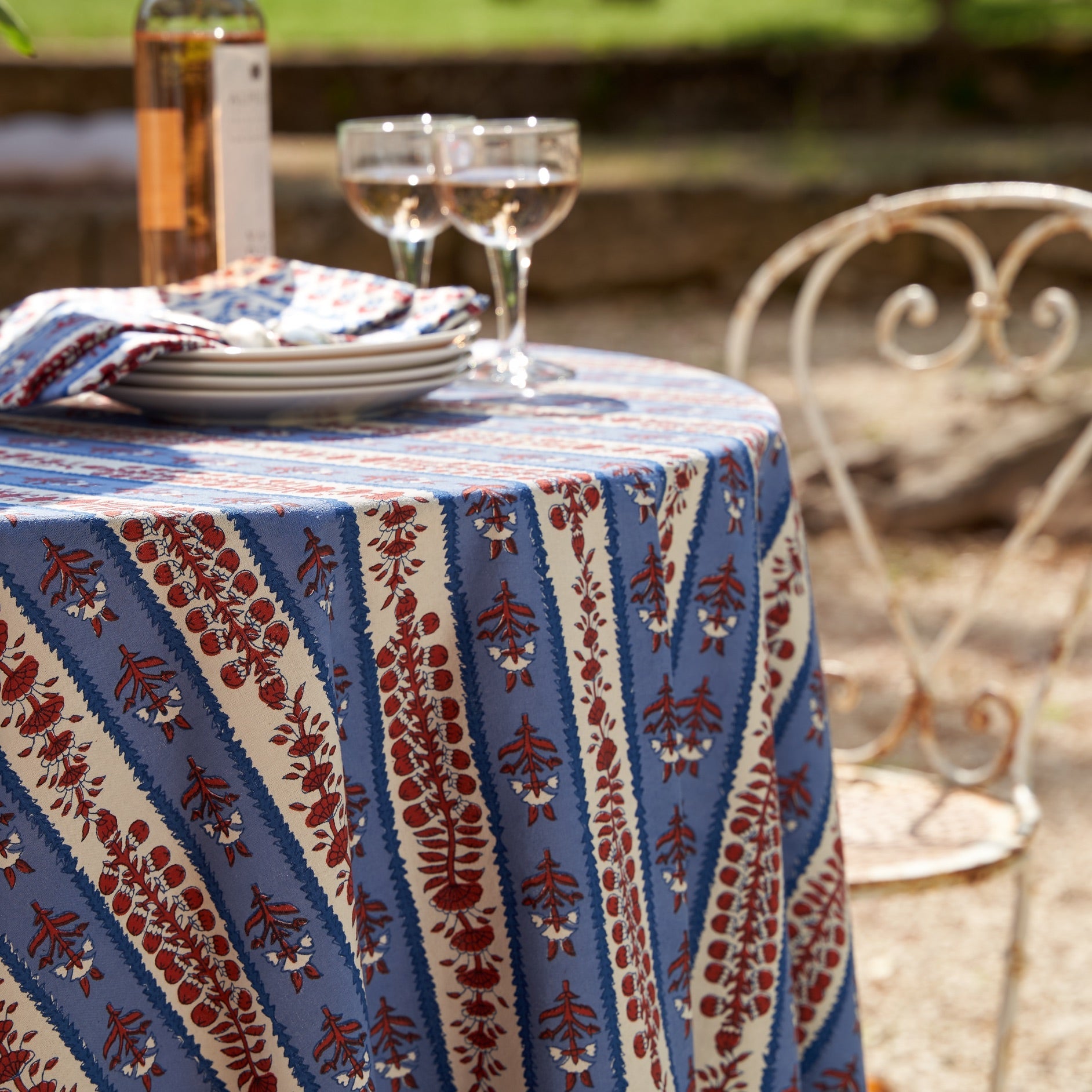 couleur-nature-avignon-serviette-tissu-lot-6-rouge-bleu image 6