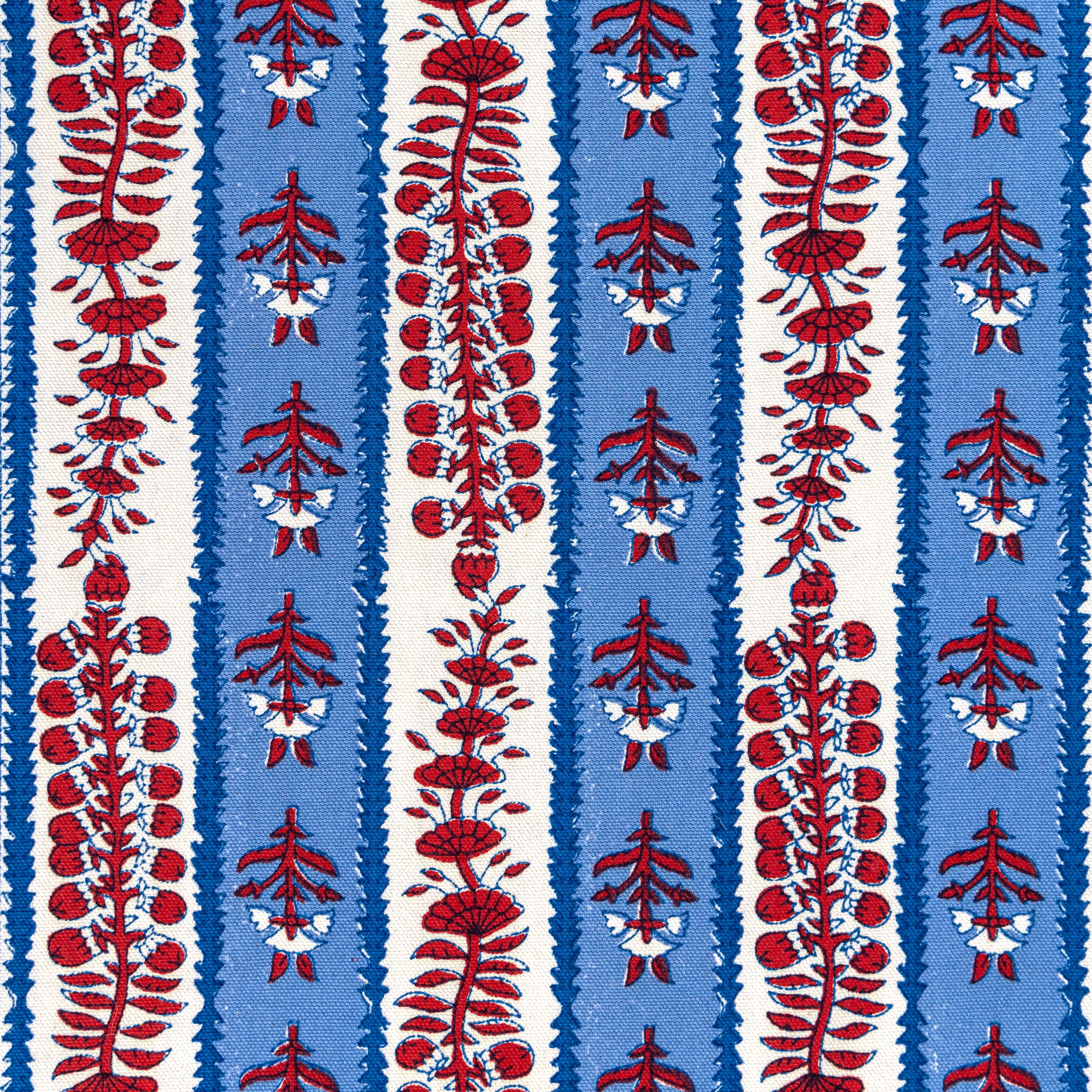 couleur-nature-avignon-chemin-de-table-rouge-et-bleu-coton image 4