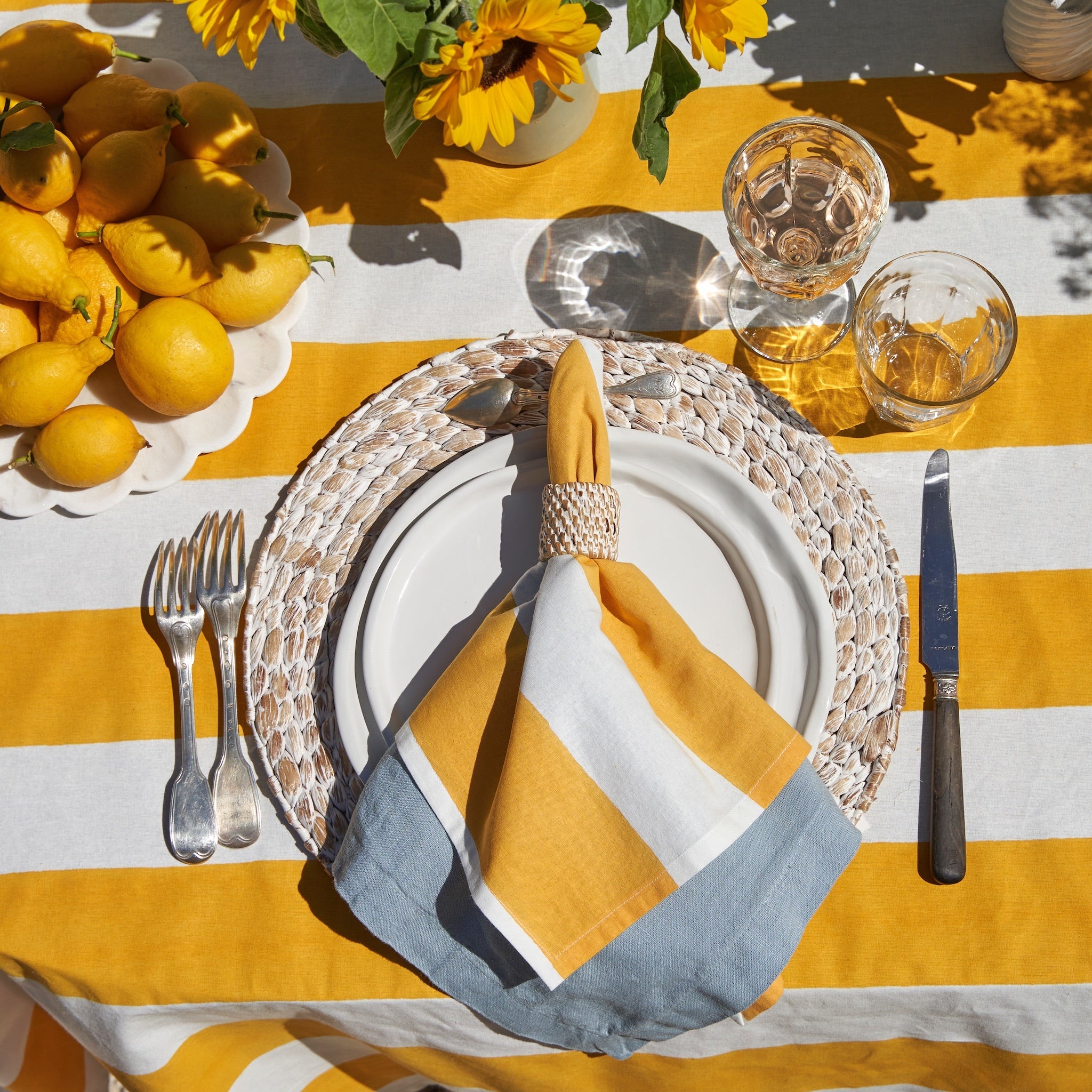 couleur-nature-set-de-table-rond-raphia-blanc-lot-de-4 image 2