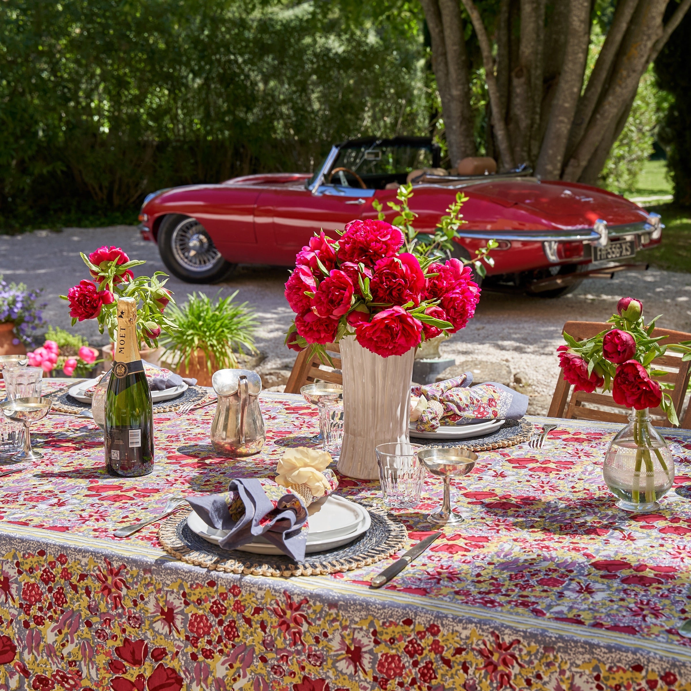 couleur-nature-jardin-nappe-rouge-gris-180x270-cm-6-8-pers image 5