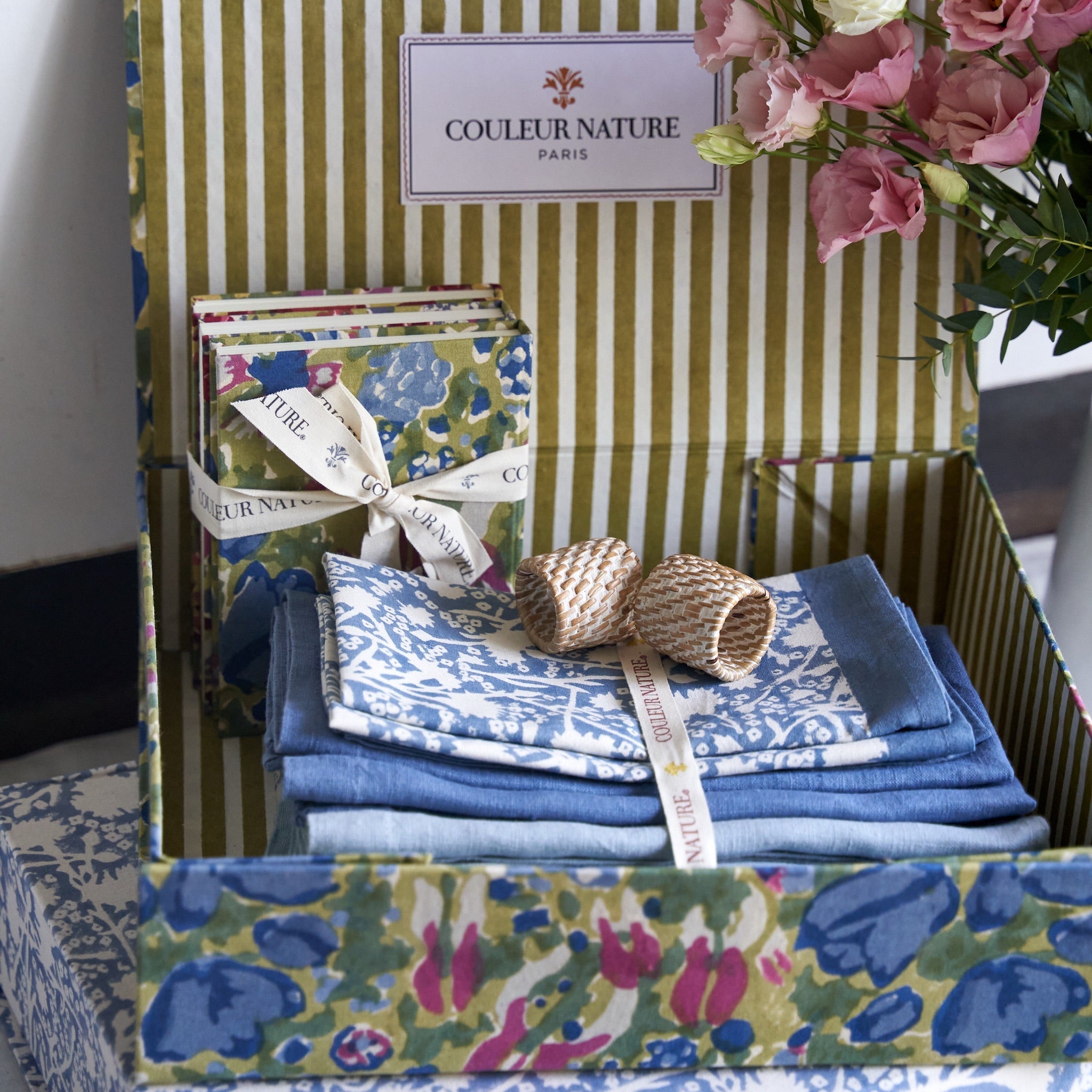 couleur-nature-jardin-bo-te-tr-sor-tissu-bleu-vert-cadeau image 3