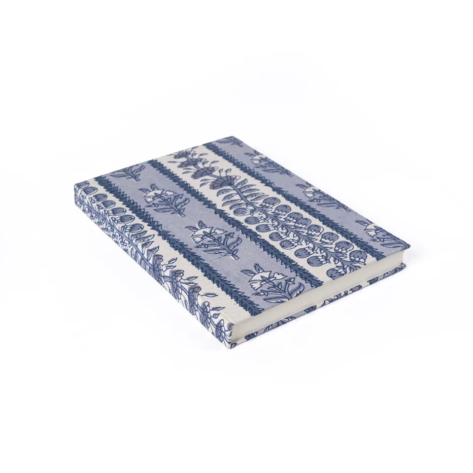 couleur-nature-avignon-carnet-tissu-bleu-marine-5x7 image 1