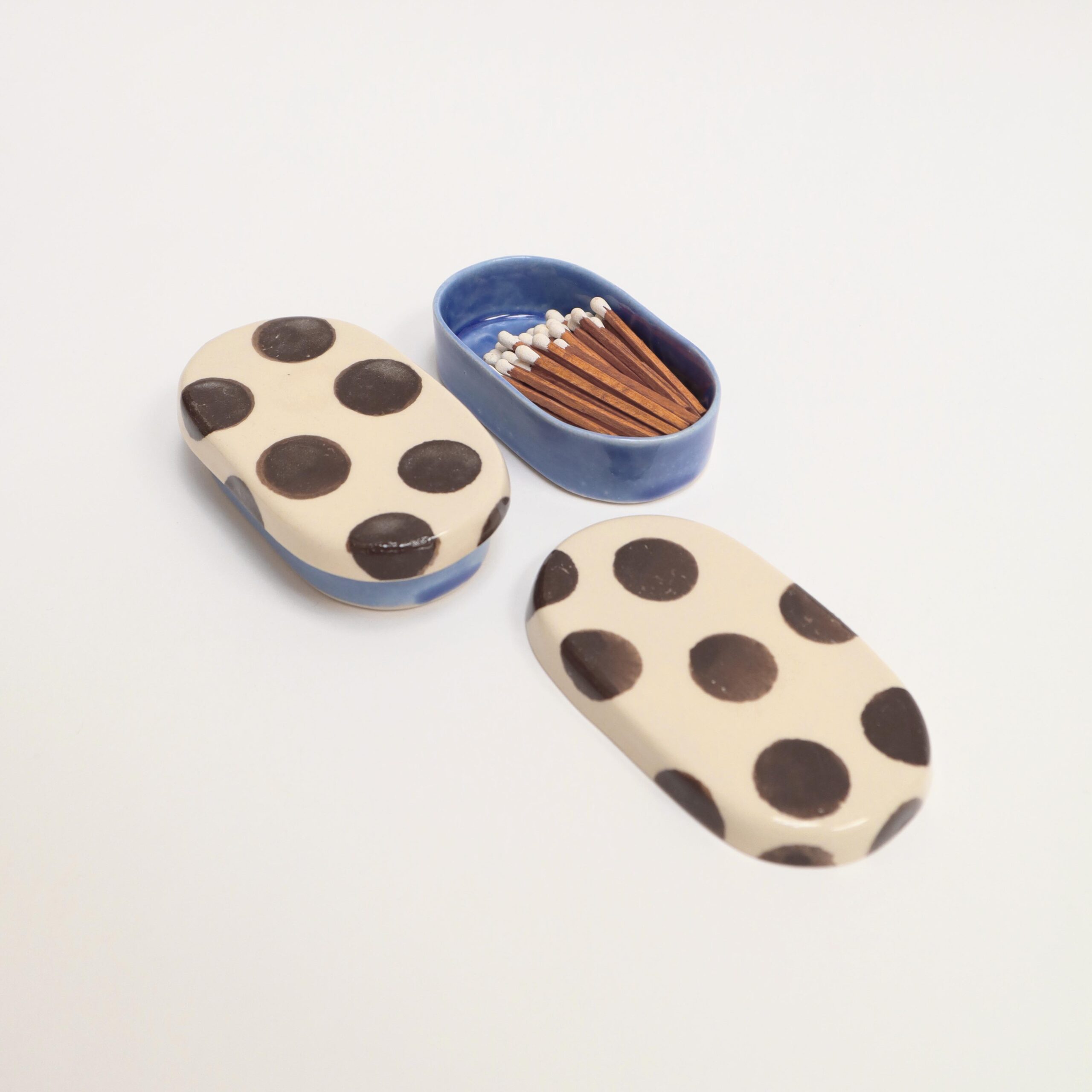 camille-esn-e-matchbox-bo-te-gr-s-blanc-artisanal image 5
