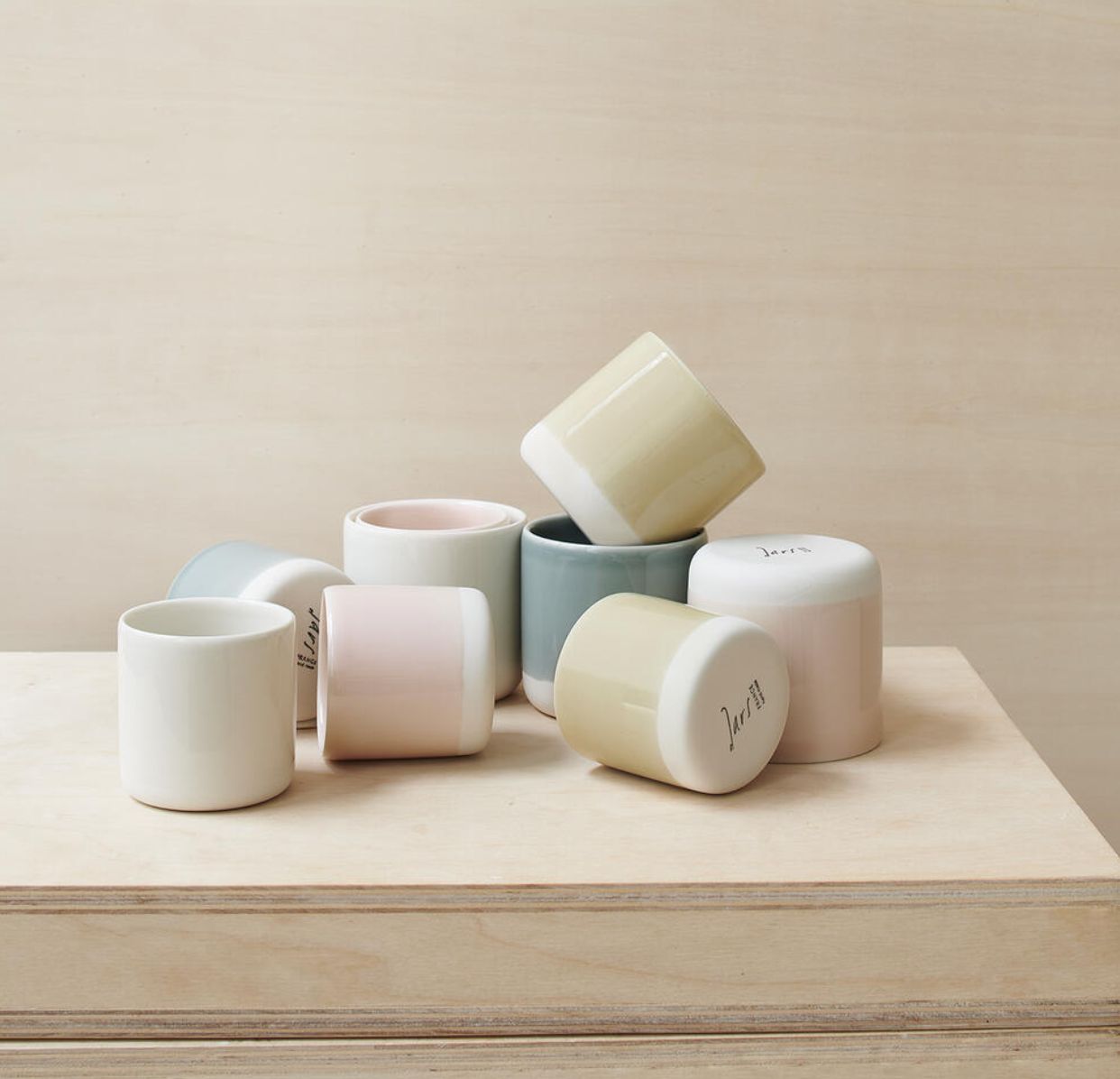 jars-plume-gobelet-s-rose-buvard-en-c-ramique image 2