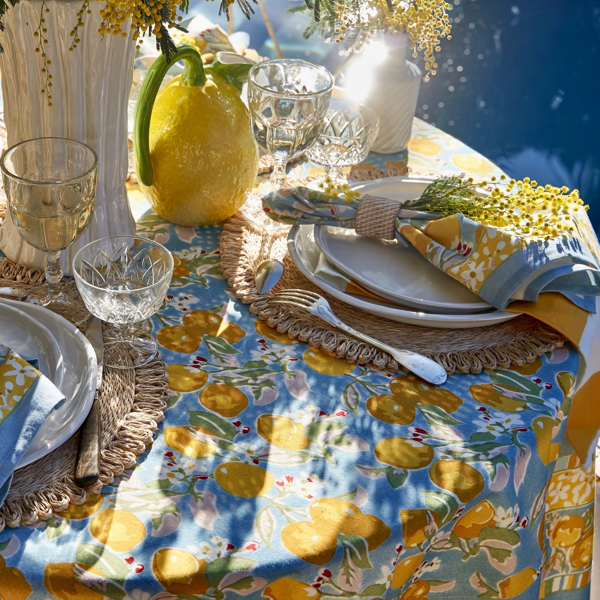 couleur-nature-citron-bleu-nappe-jaune-bleu-71x106 image 5