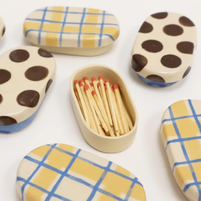 camille-esn-e-matchbox-bo-te-gr-s-blanc-artisanal image 1