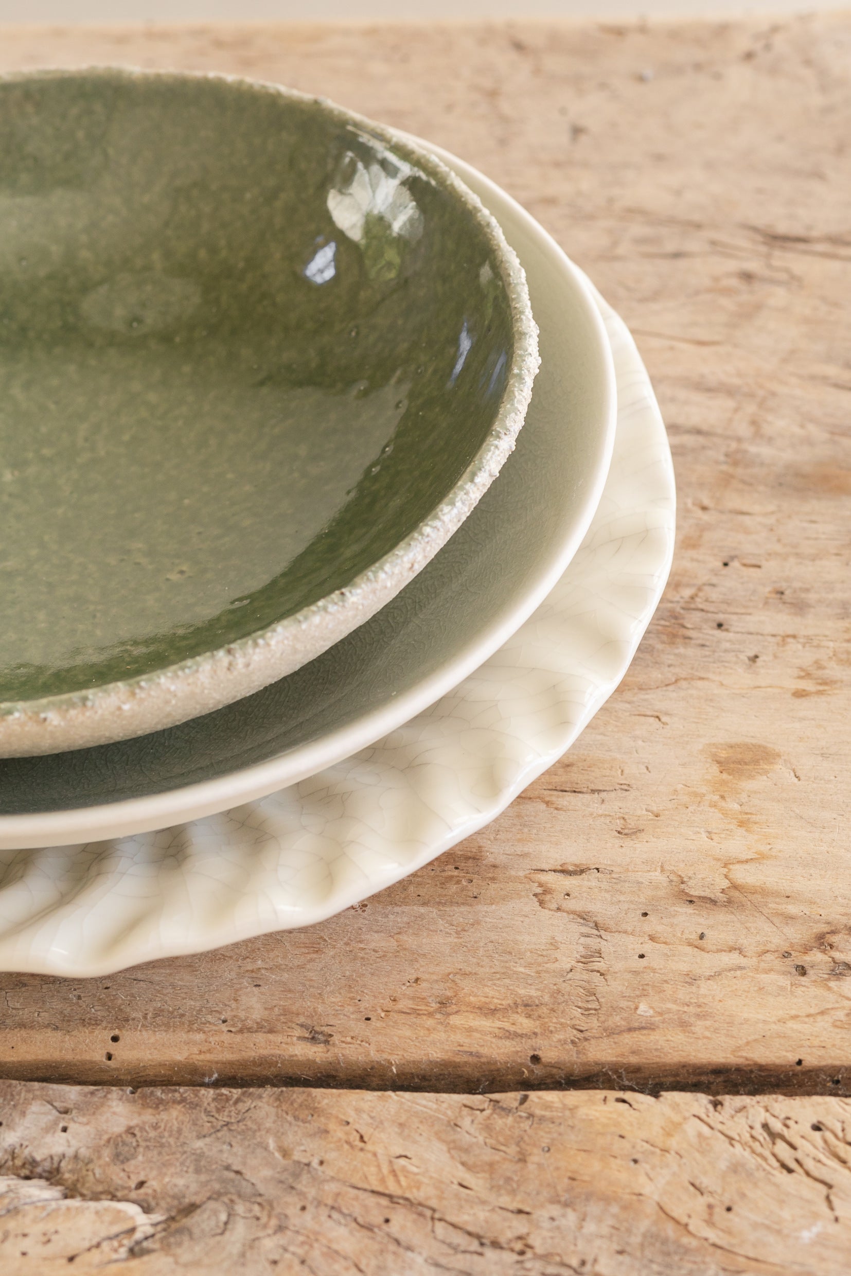jars-c-ramistes-garrigue-assiette-creuse-l-thym-c-ramique-verte image 2