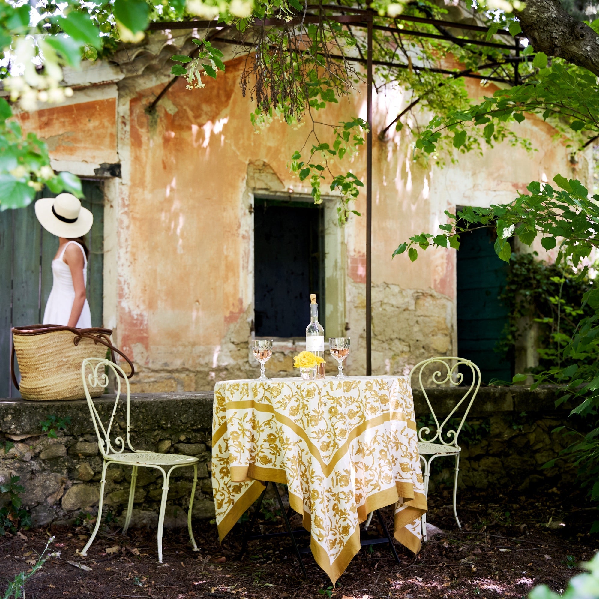 couleur-nature-granada-nappe-tissu-coton-moutarde-florale image 1