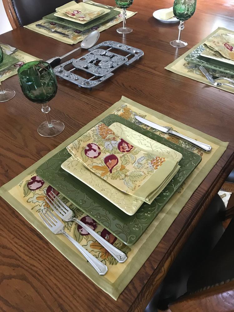 Table gaie