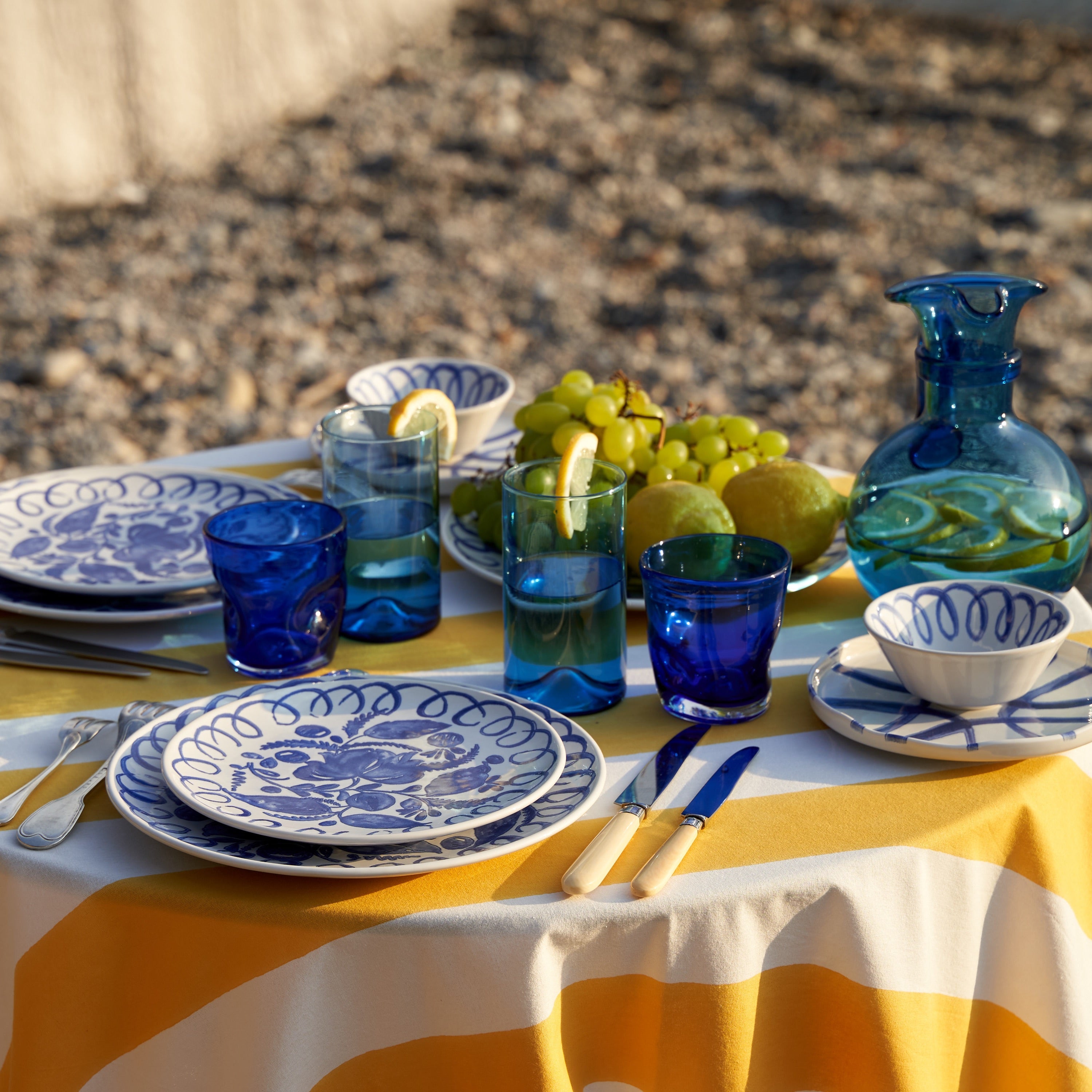 couleur-nature-amalfi-assiette-plate-c-ramique-blanc-bleu-27cm image 3