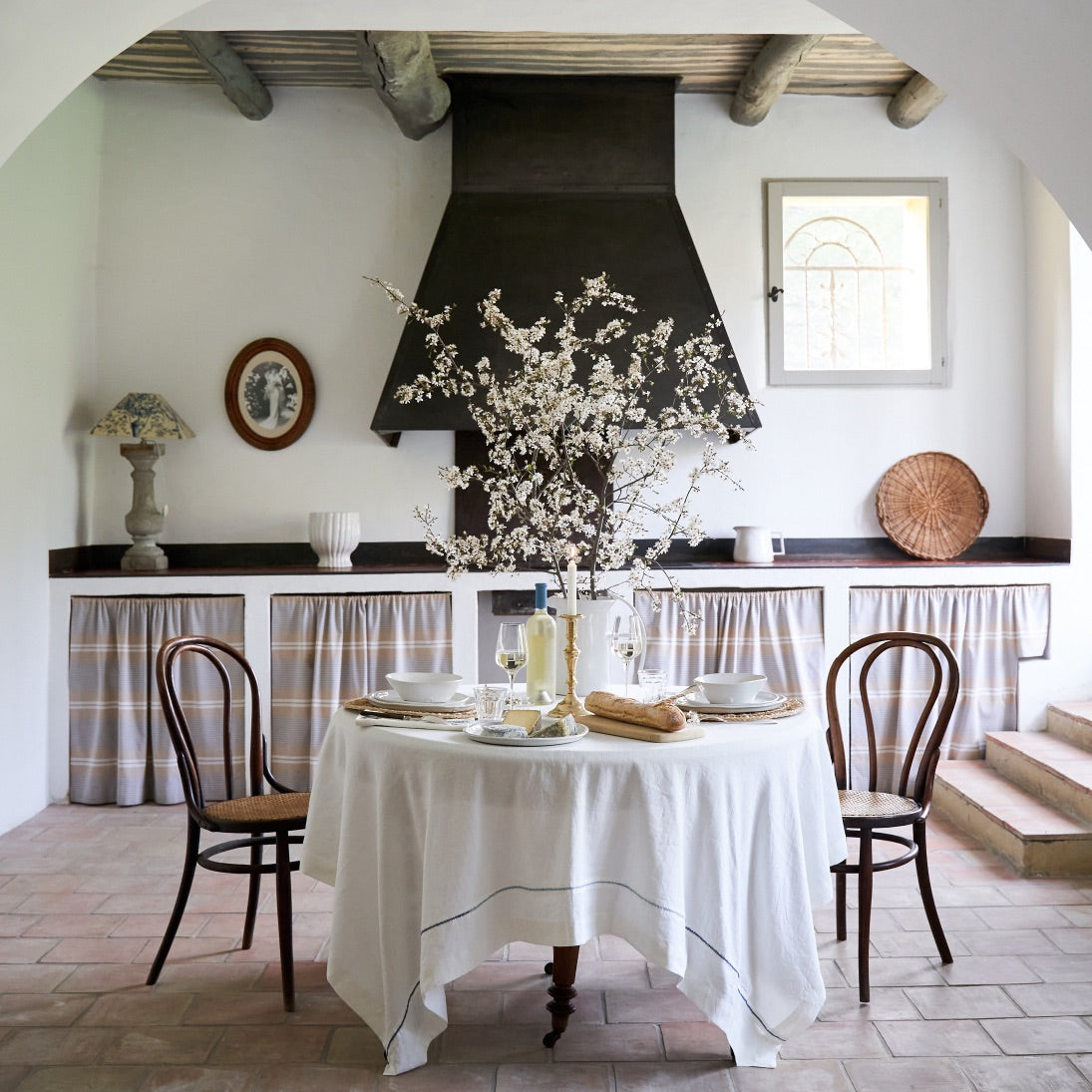 couleur-nature-french-tablecloths-nappe-blanche-brod-e-embroidery image 1
