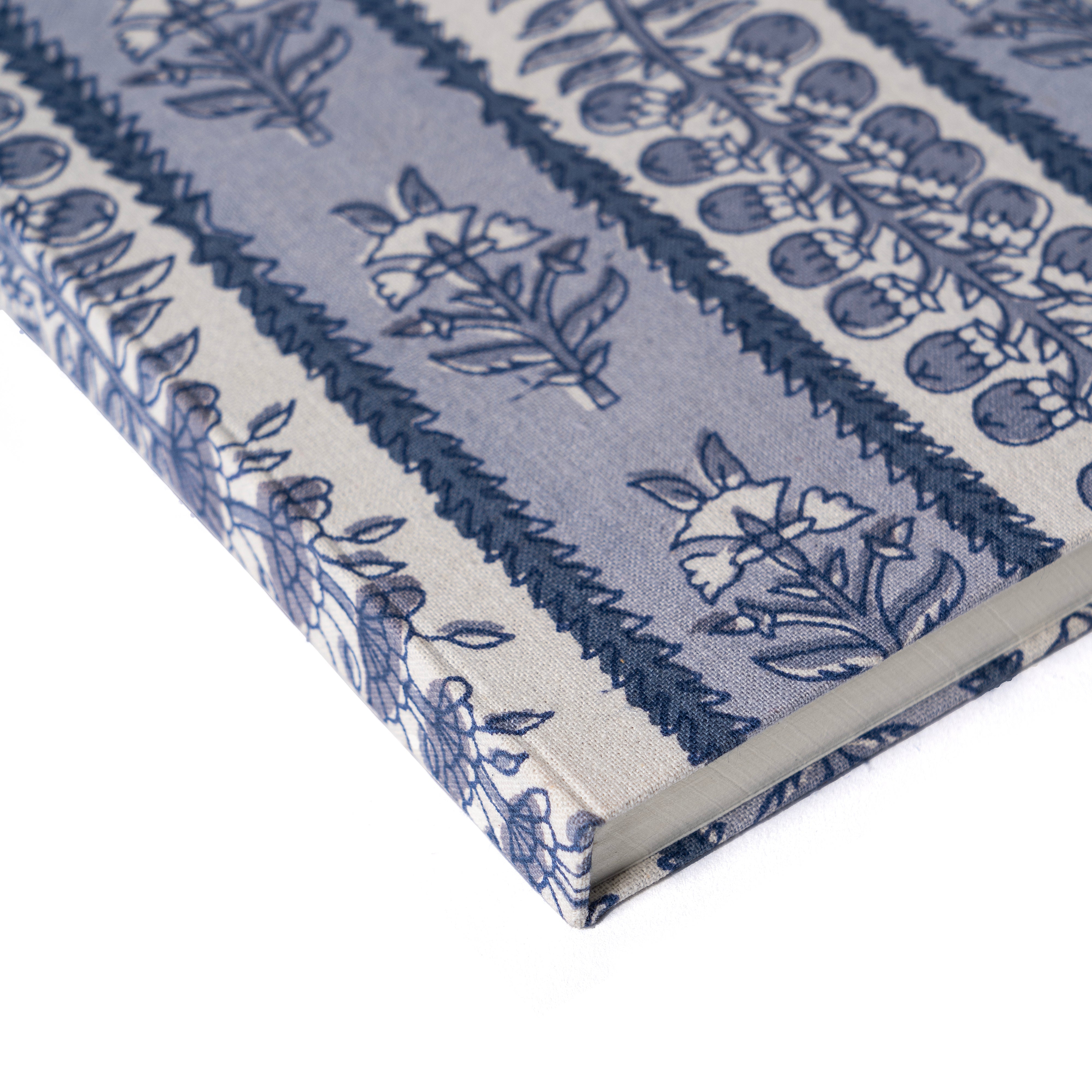 couleur-nature-avignon-carnet-tissu-bleu-marine-5x7 image 2