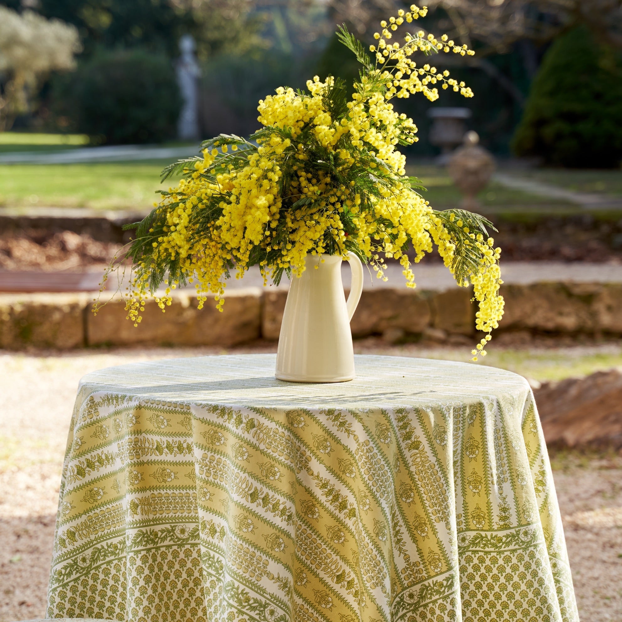 couleur-nature-avignon-pistache-nappe-rectangle-vert-59x86 image 2