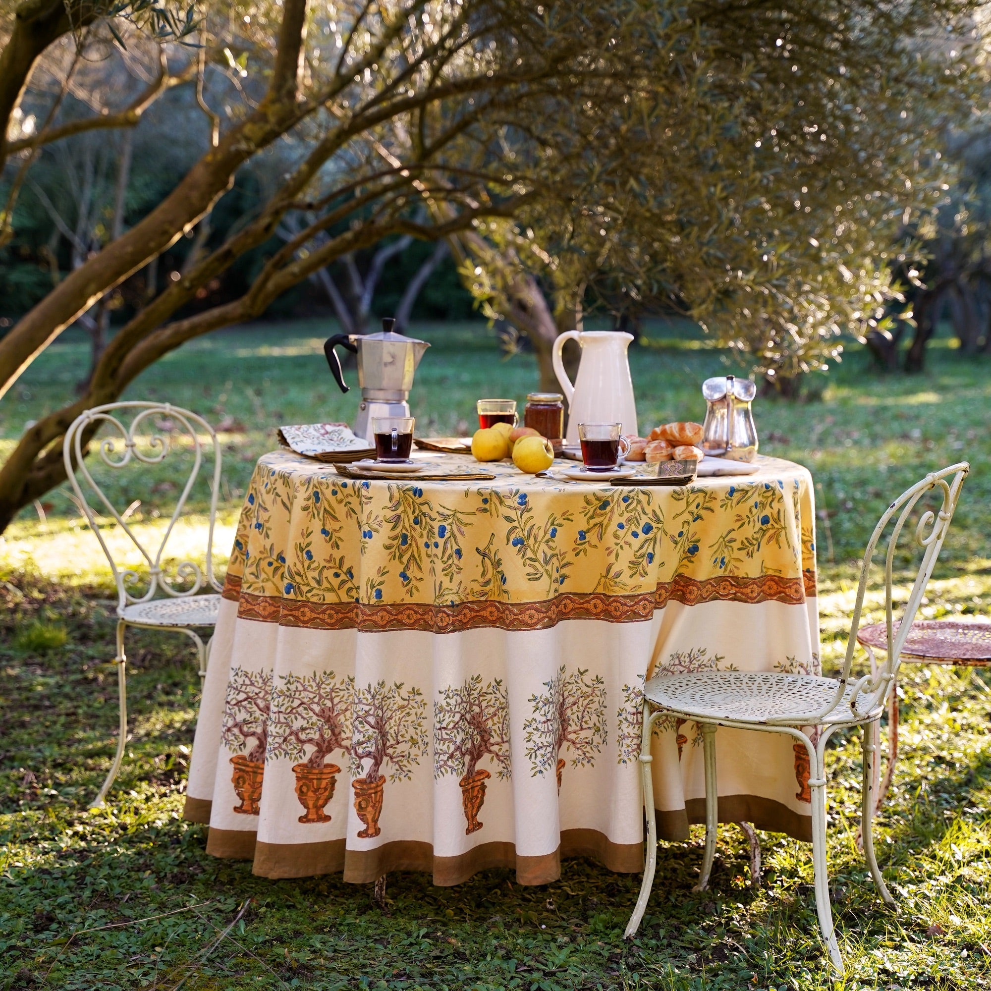 couleur-nature-olive-tree-nappe-fran-aise-beige-olivier image 2