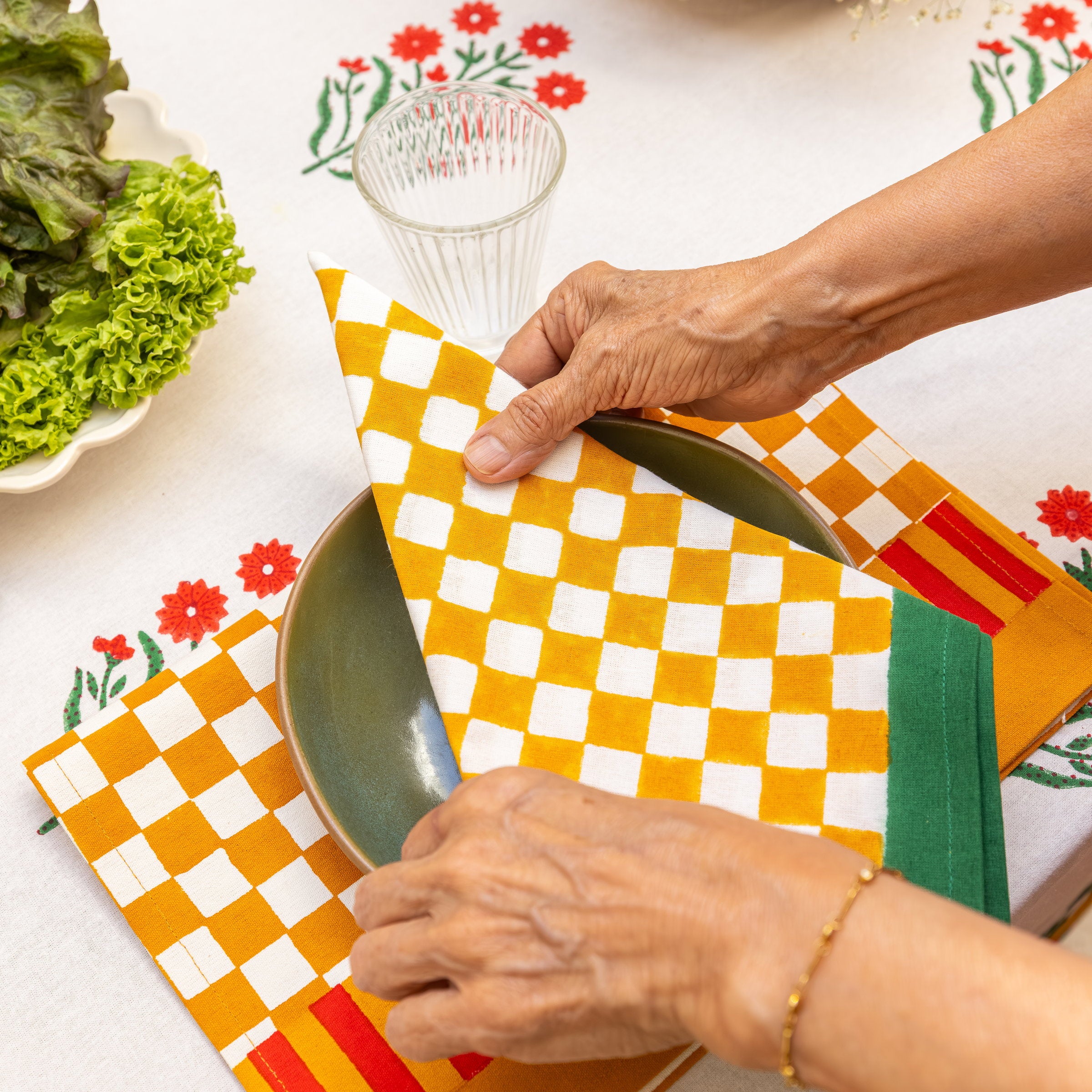 couleur-nature-serviette-table-coton-vichy-moutarde-lot-4 image 3