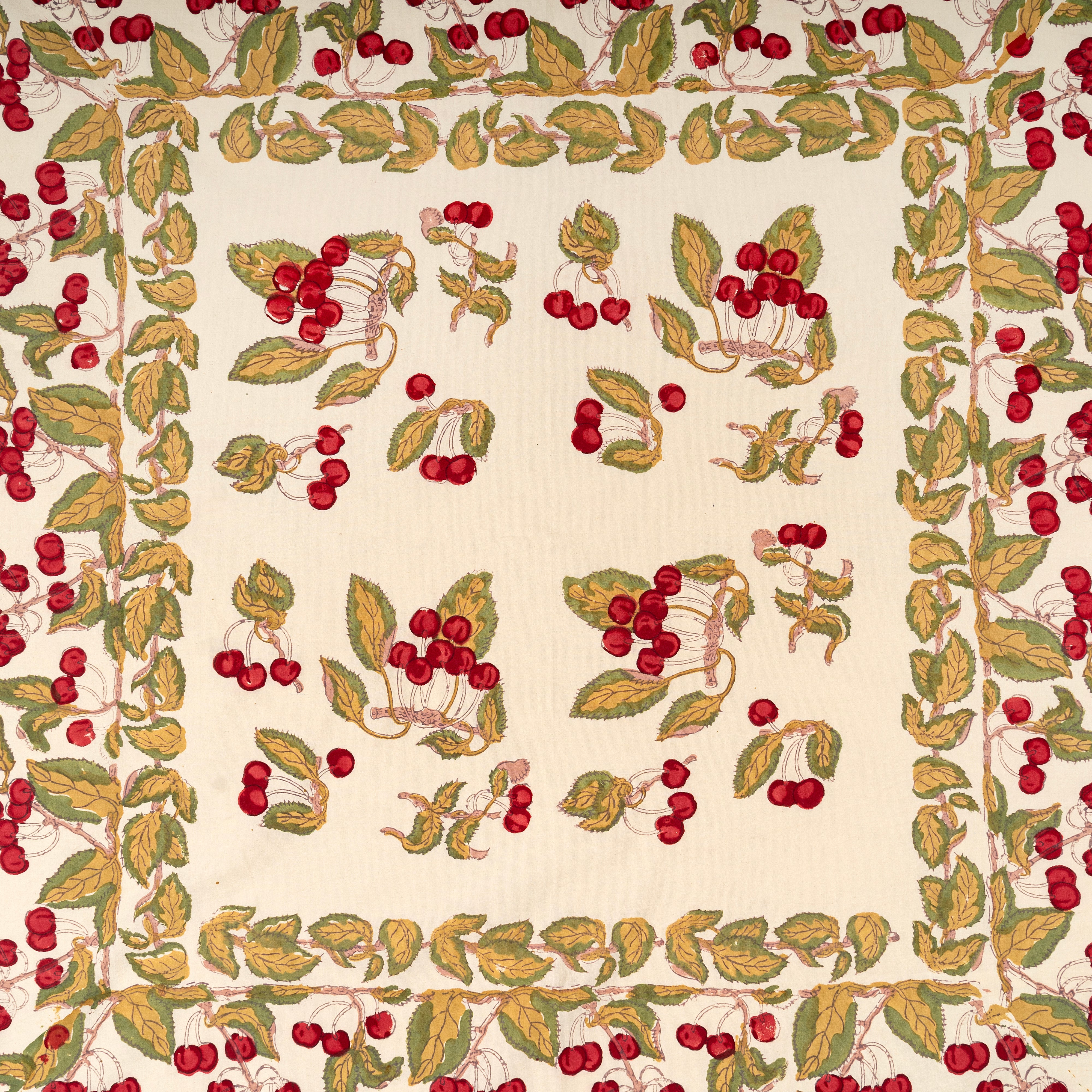 couleur-nature-cherry-blossom-nappe-cerise-rouge-vert image 8