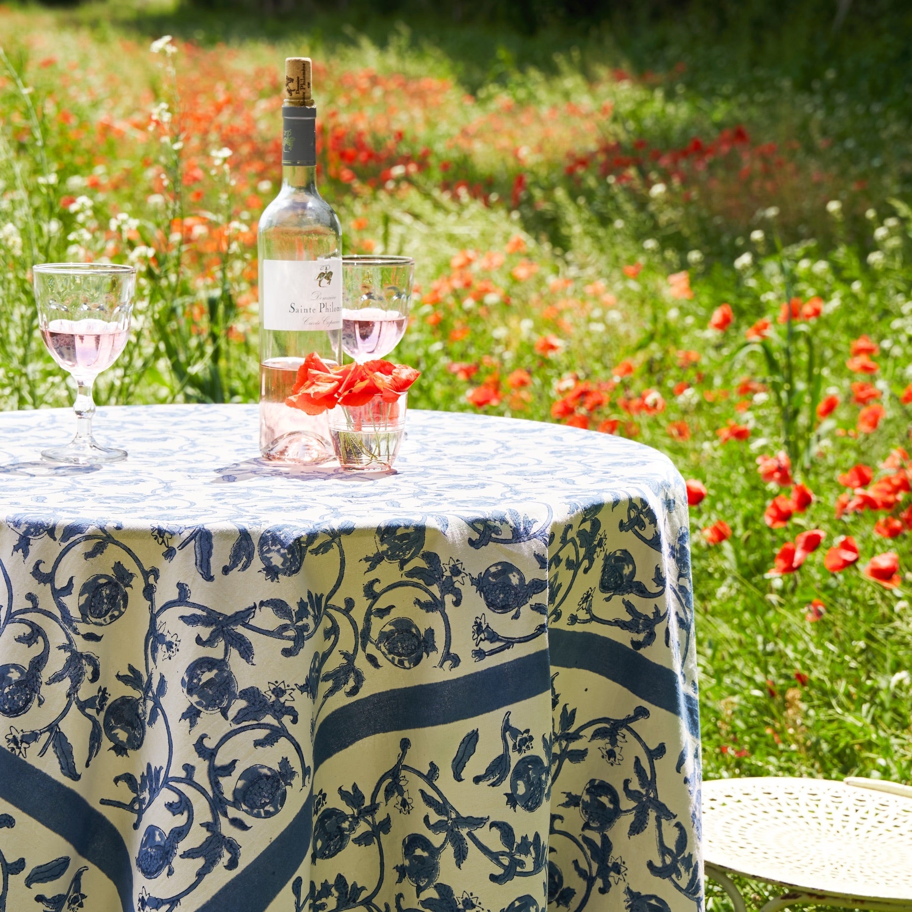 couleur-nature-granada-nappe-fran-aise-bleu-bleuet-carr-e image 4