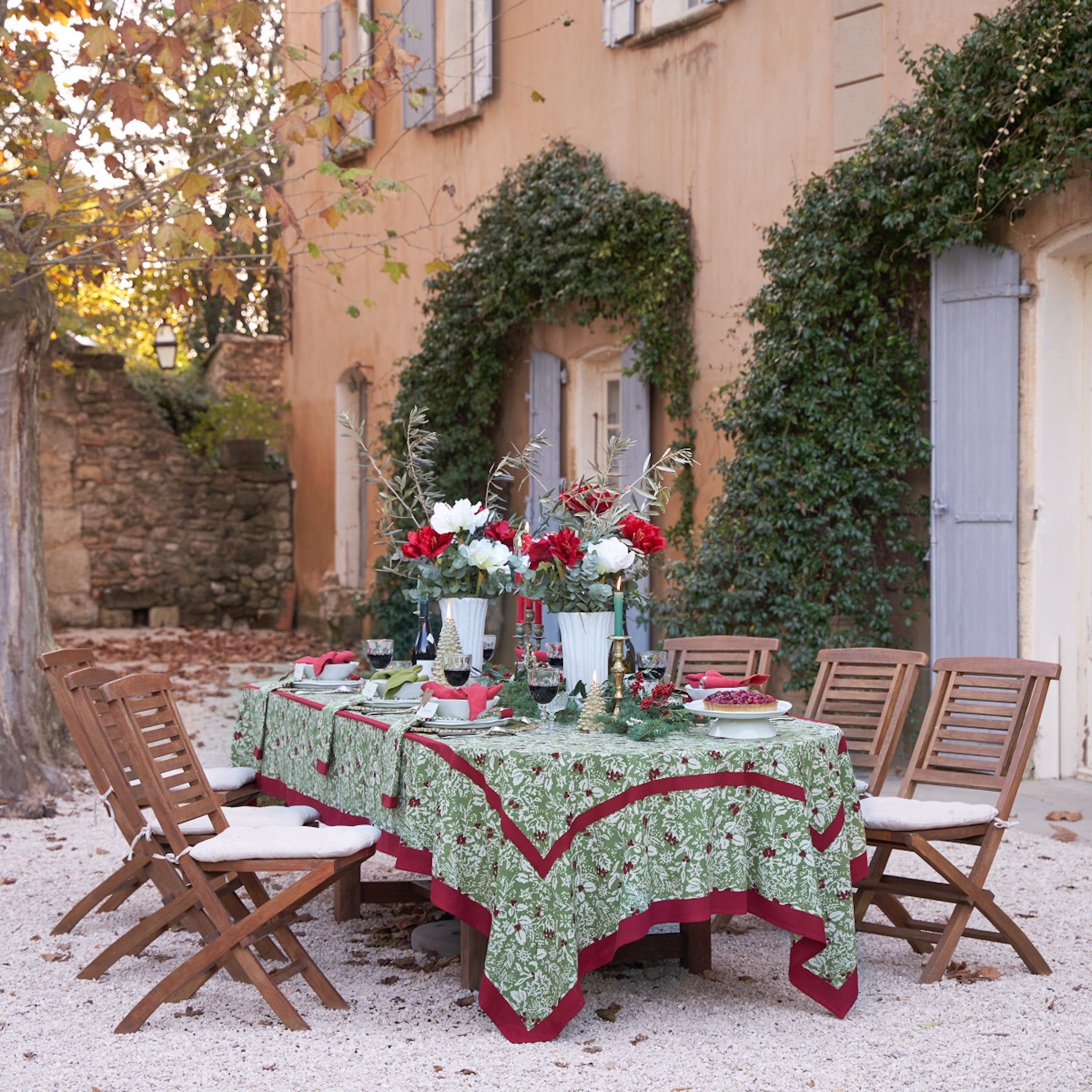 couleur-nature-baies-de-houx-nappe-coton-rouge-vert-71x106 image 3