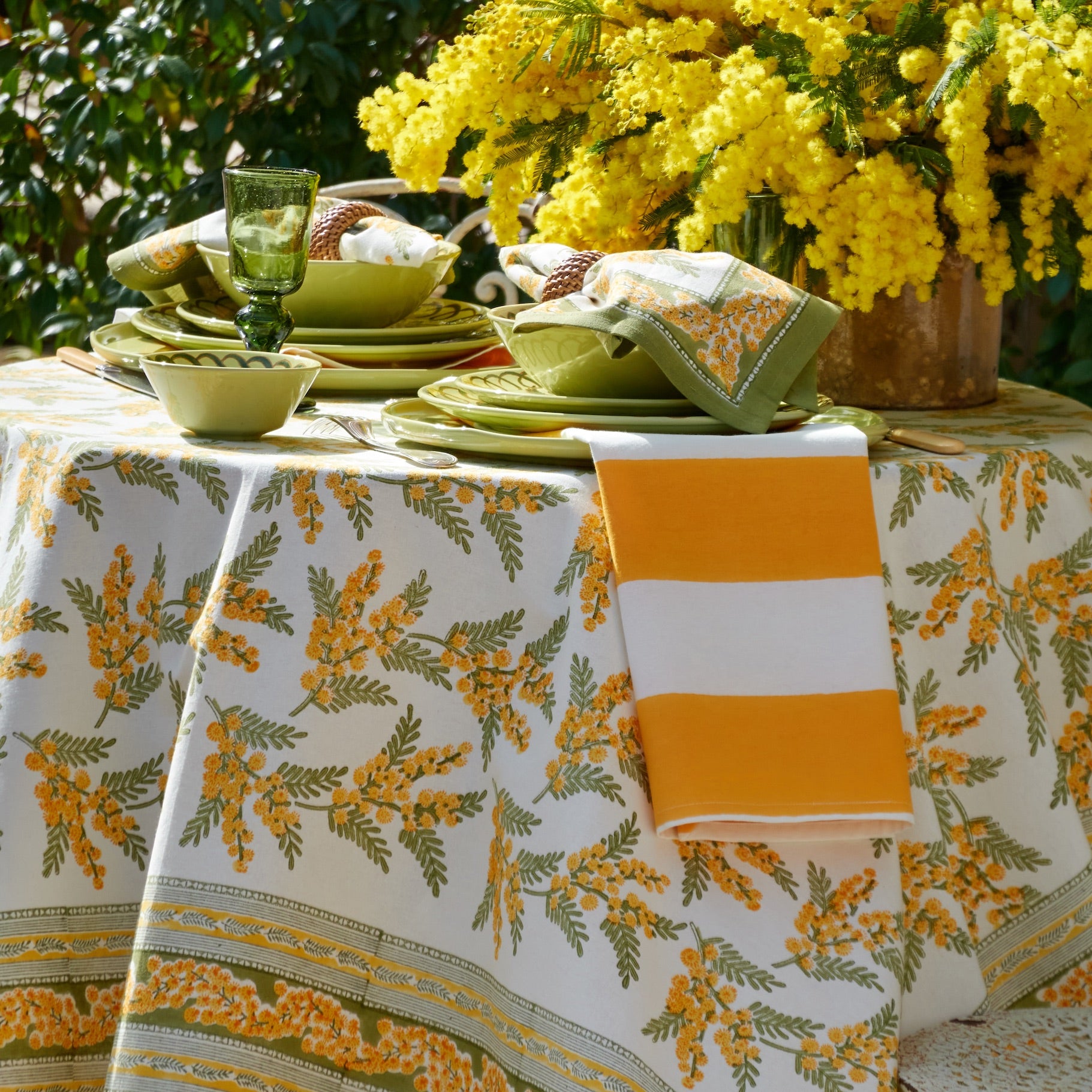 couleur-nature-mimosa-nappe-coton-jaune-vert-71x106 image 2