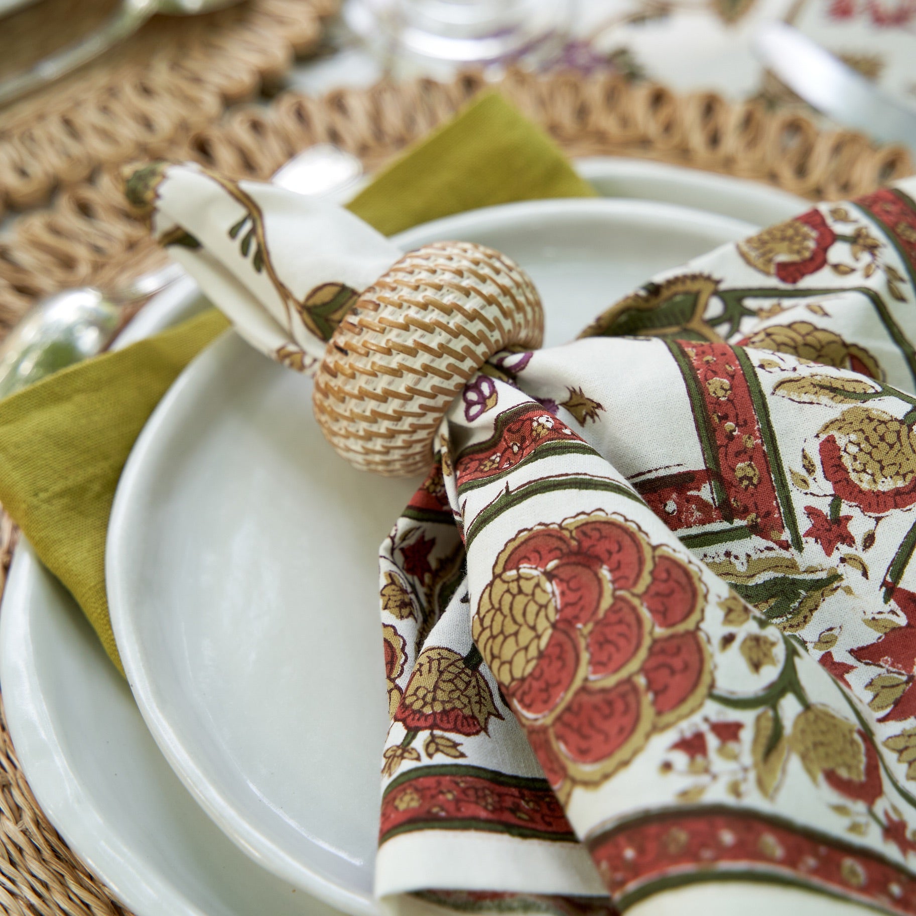 couleur-nature-louise-multicolor-nappe-coton-fleurie image 4