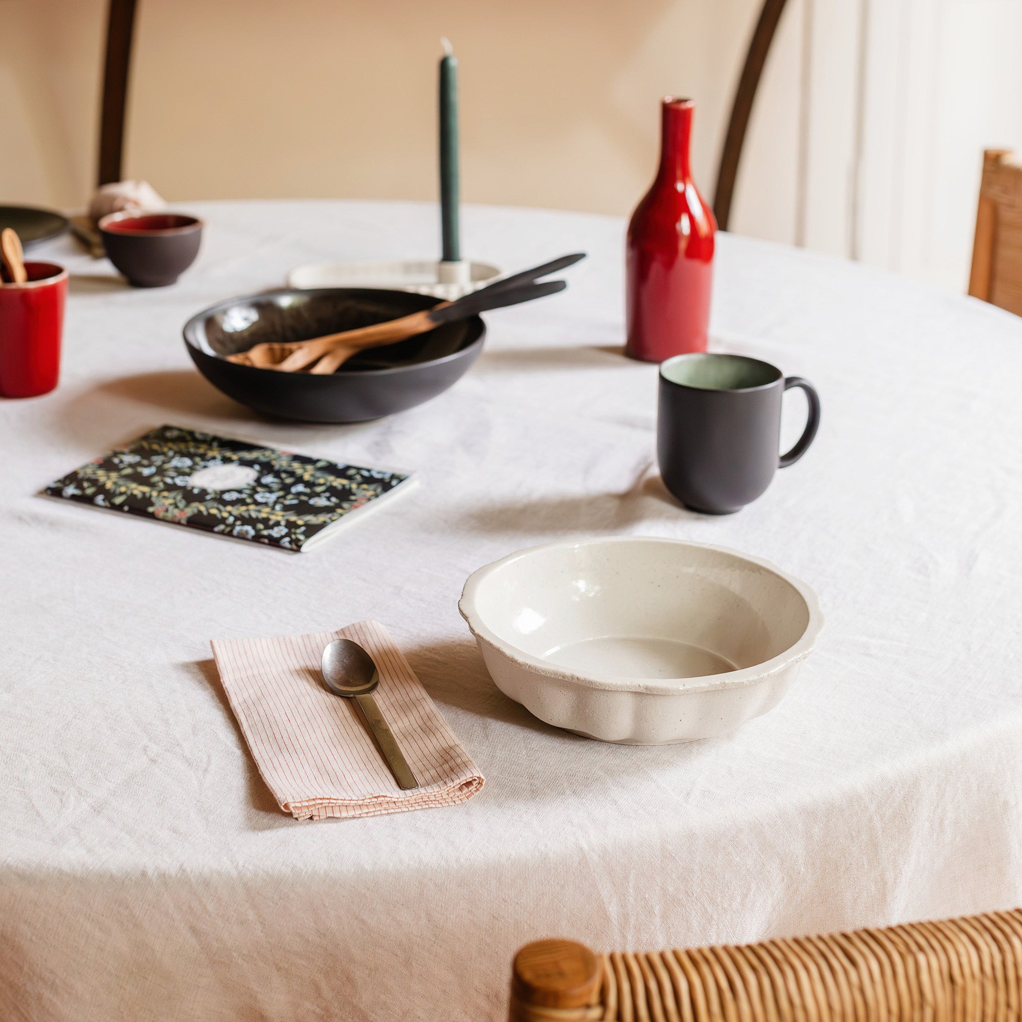 jars-c-ramistes-cantine-assiette-creuse-sable-c-ramique image 2