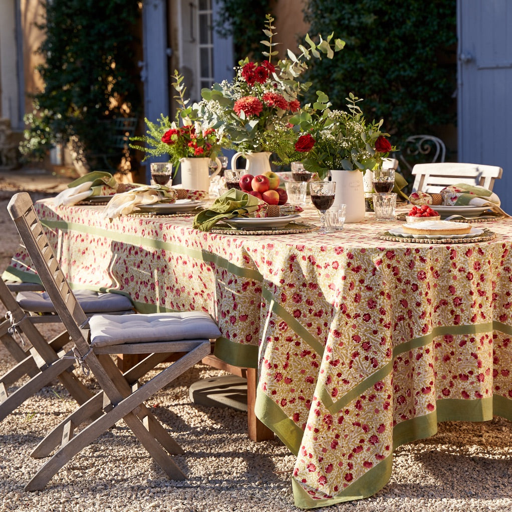 couleur-nature-meadows-nappe-coton-rouge-vert-180x270 image 1