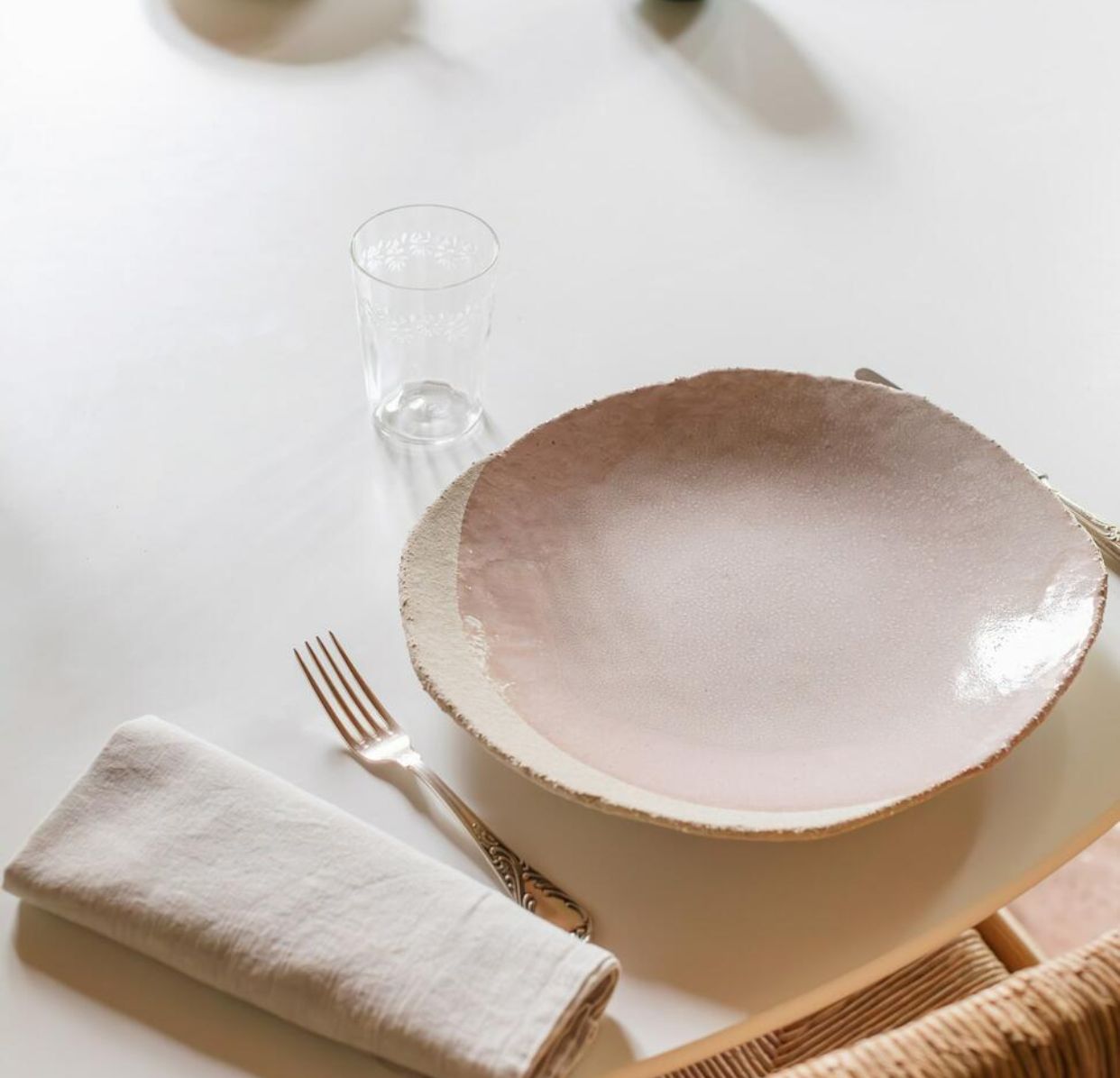 jars-plume-assiette-plate-rose-c-ramique image 2