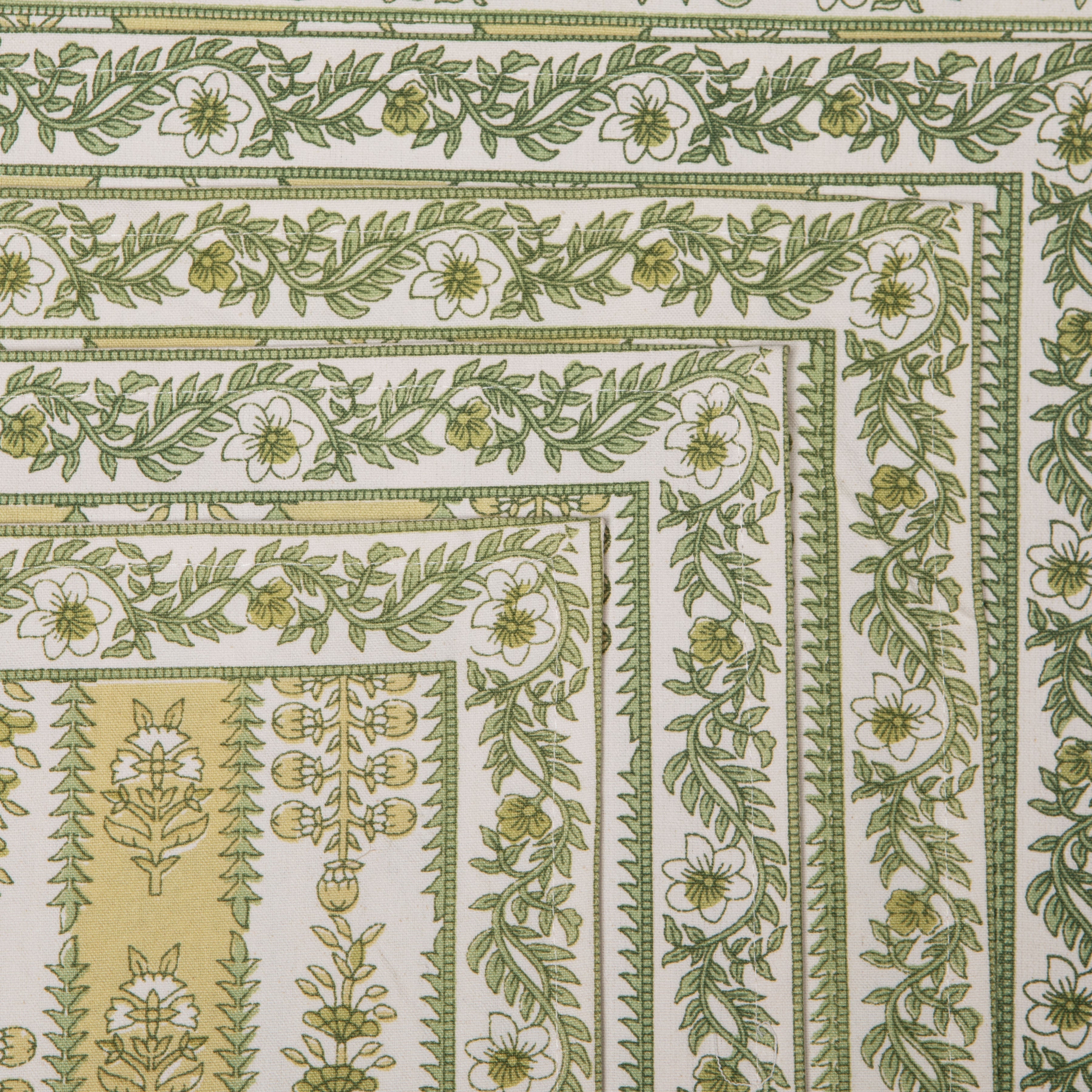 couleur-nature-avignon-sets-de-table-lin-pistache-lot-6-floral image 3